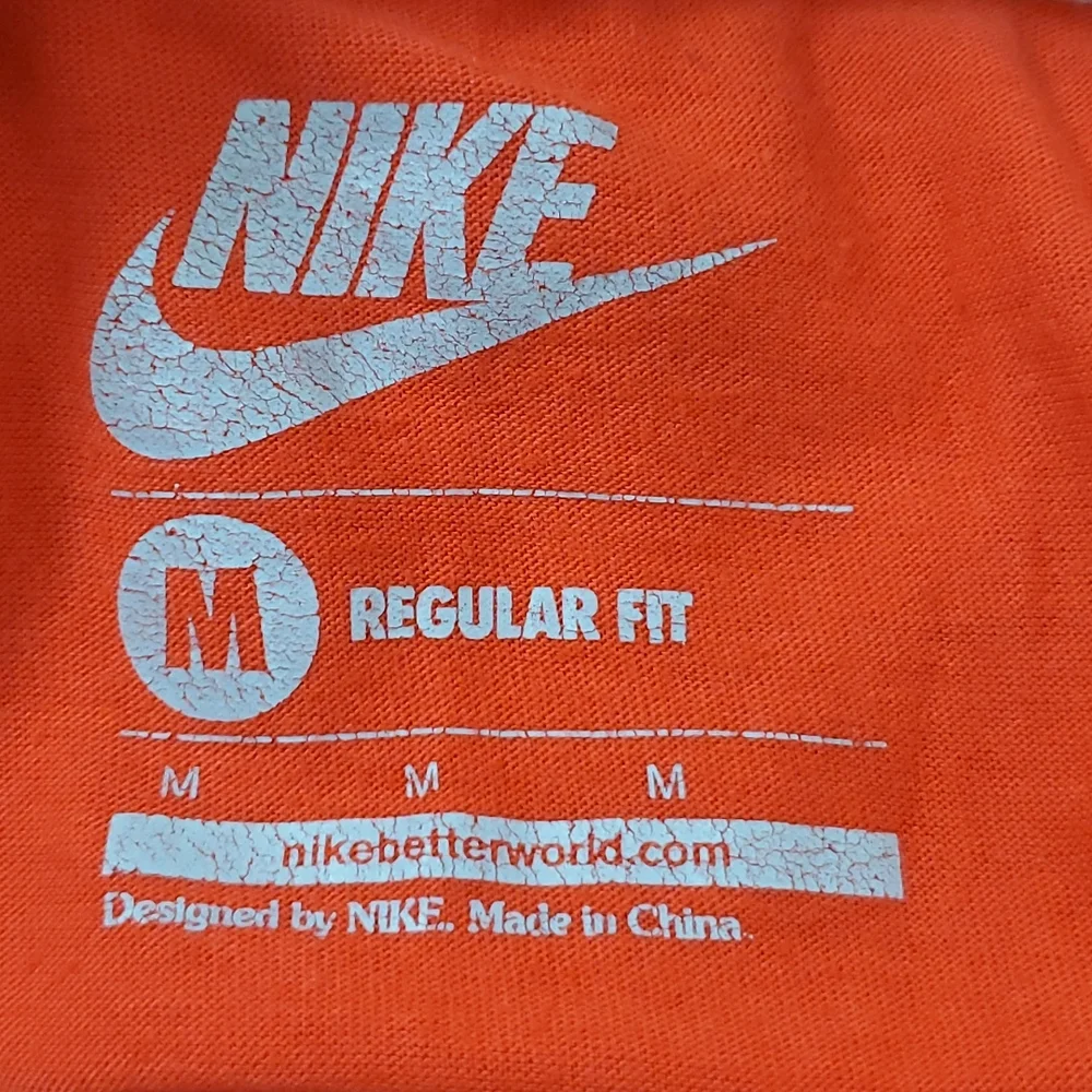 Nike Regular Fit Graphic t-shirt top short sleeve size M